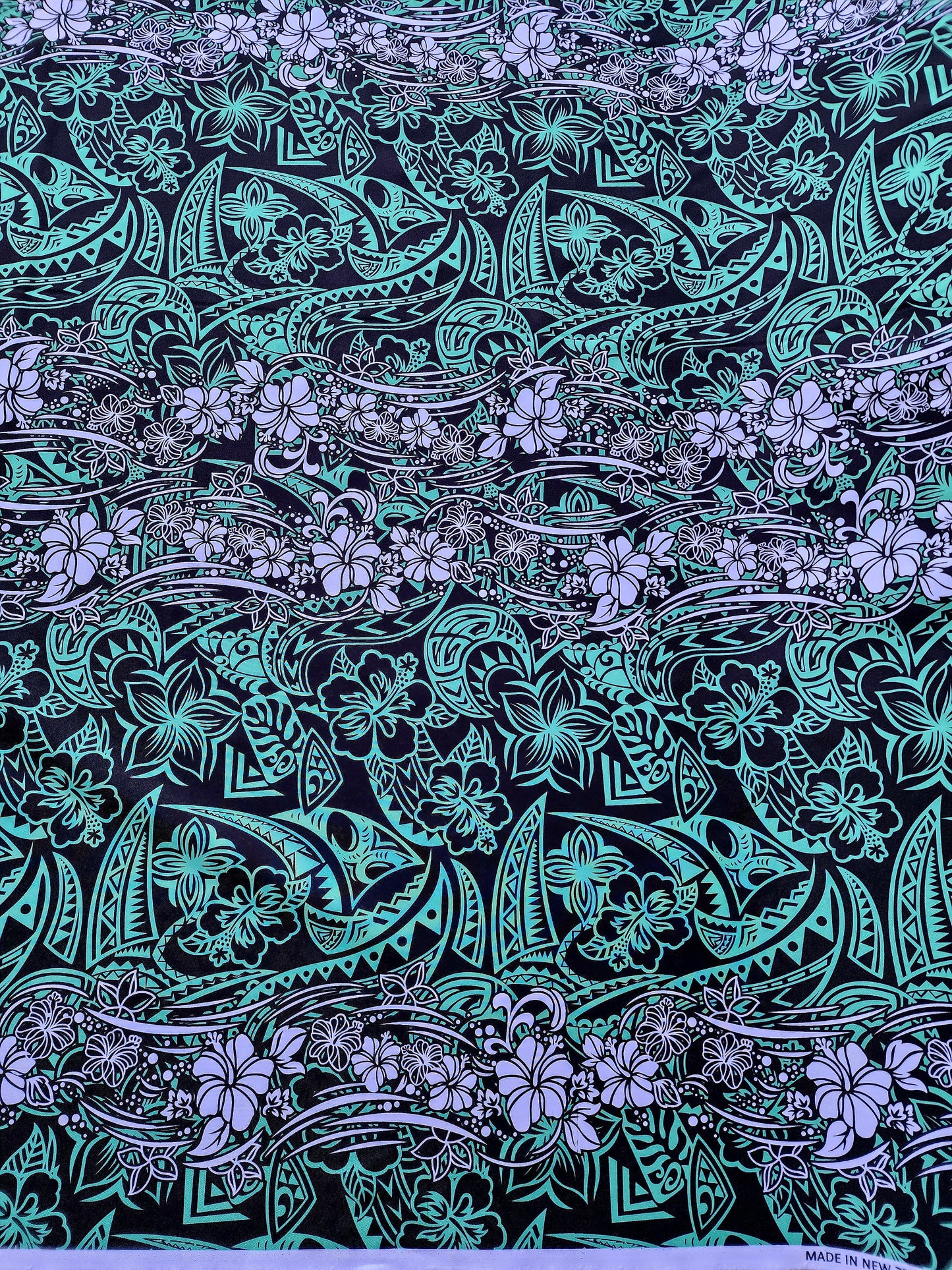 Polynesian Design #149 Green, Black and White