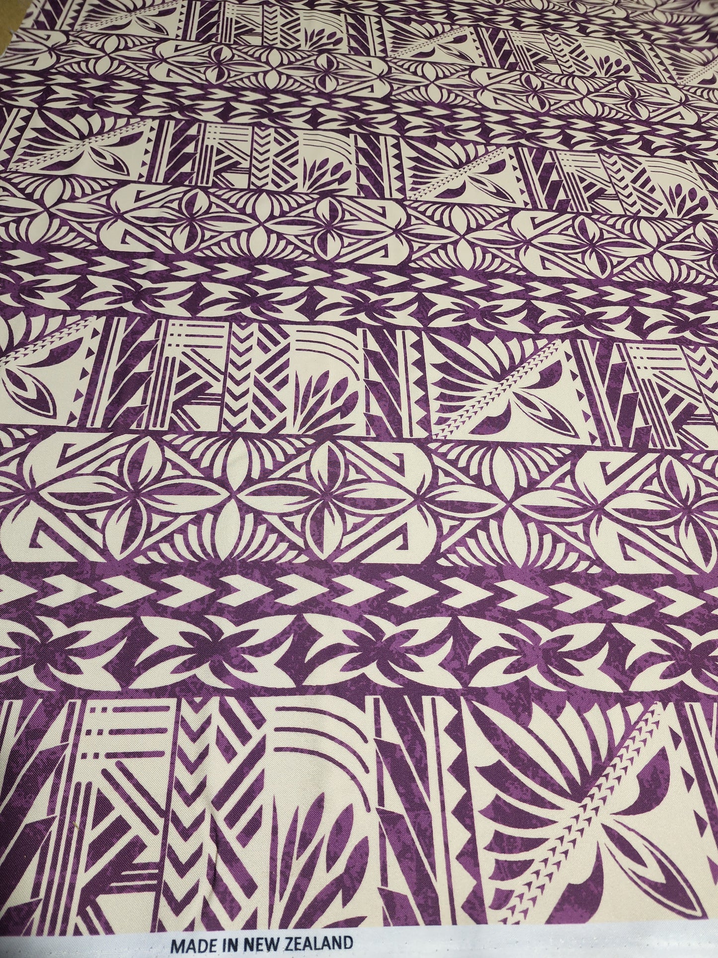 Polynesian Design #92 Purple and Cream (Full Design)