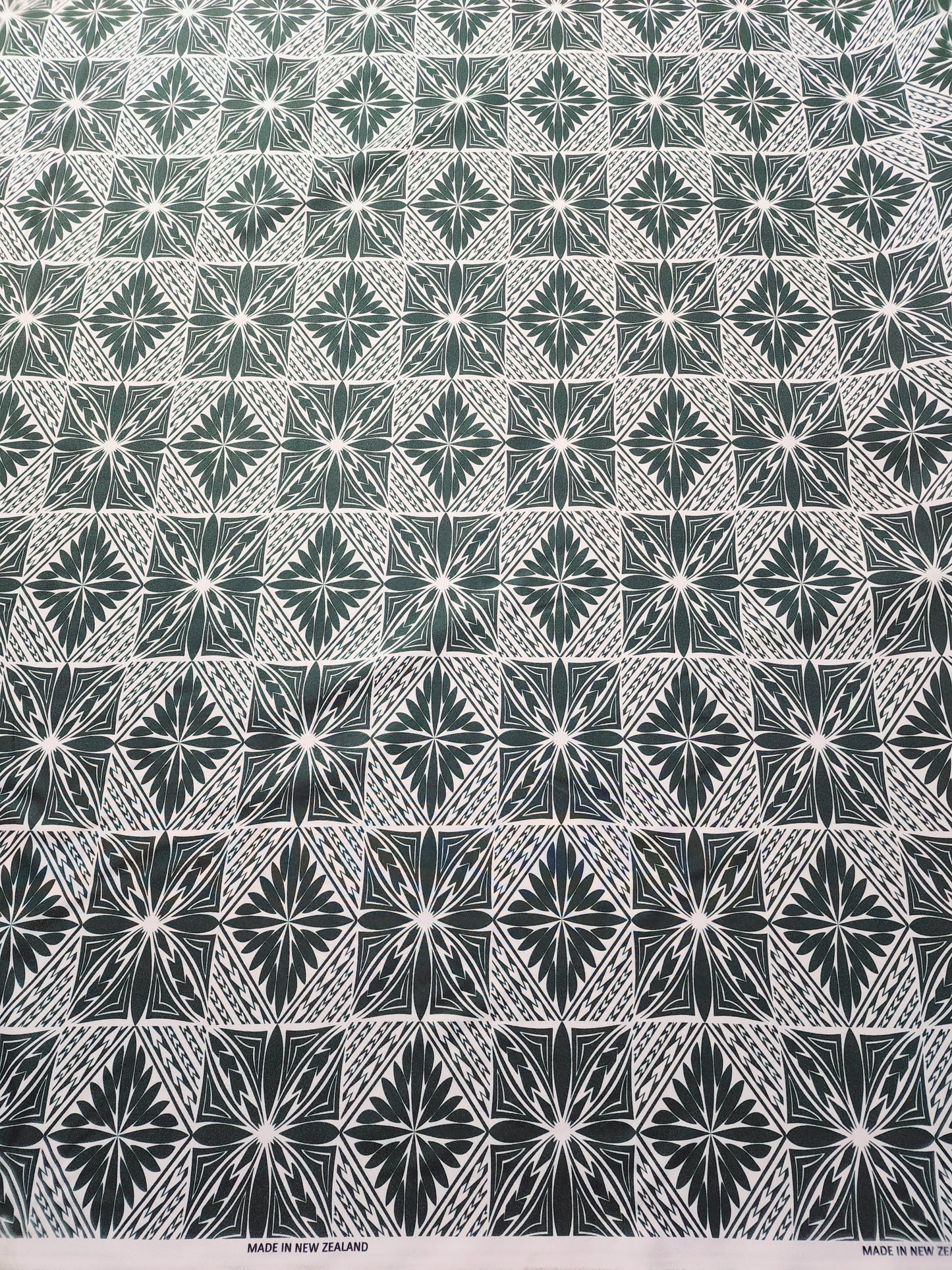 Polynesian Design #85 Dark Green and white (Full Design)