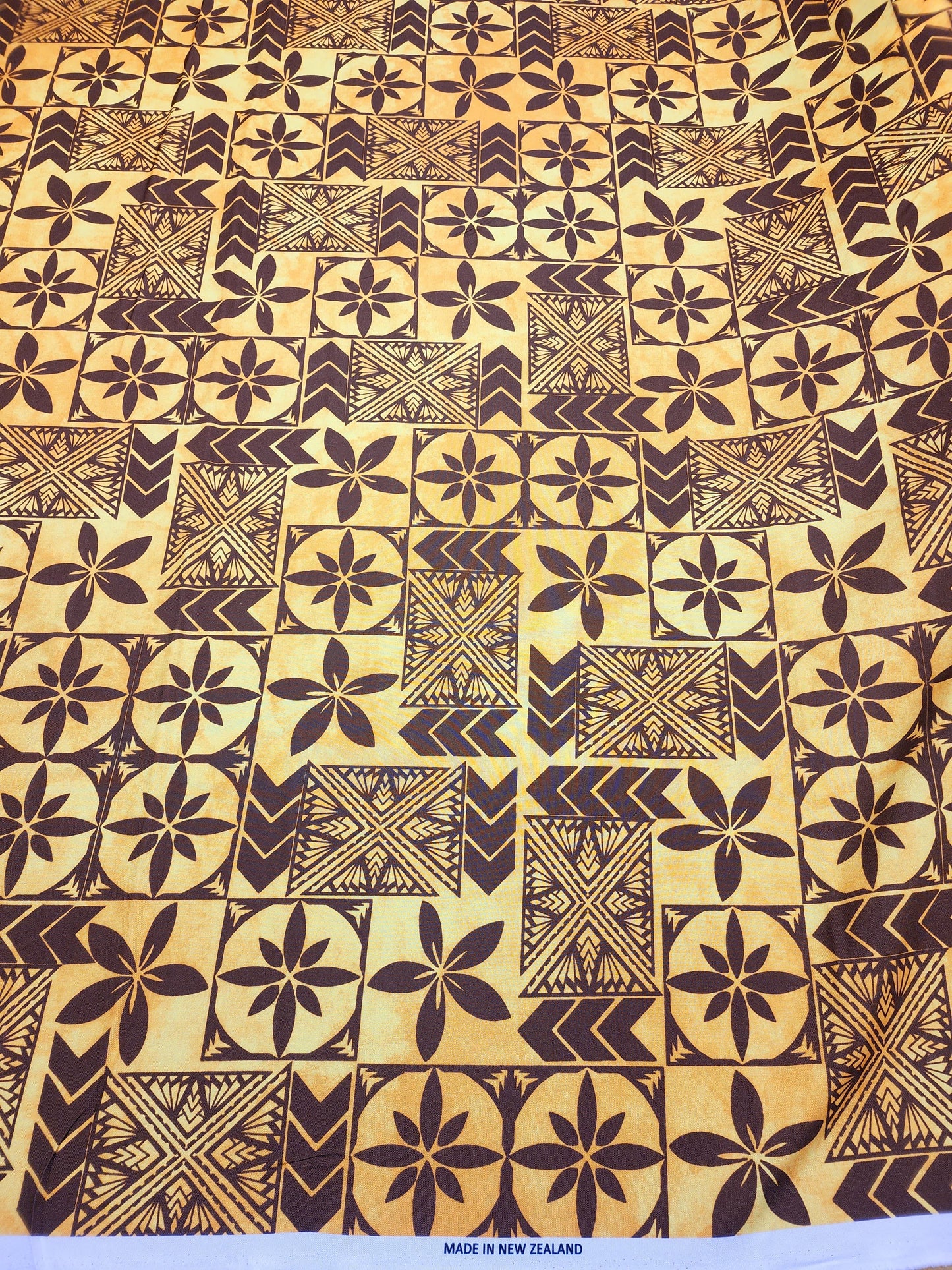 Polynesian Design #76 Yellow and Brown